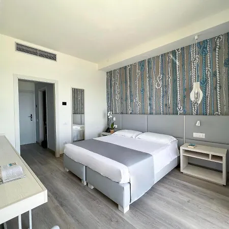 Rex Hotel 4*